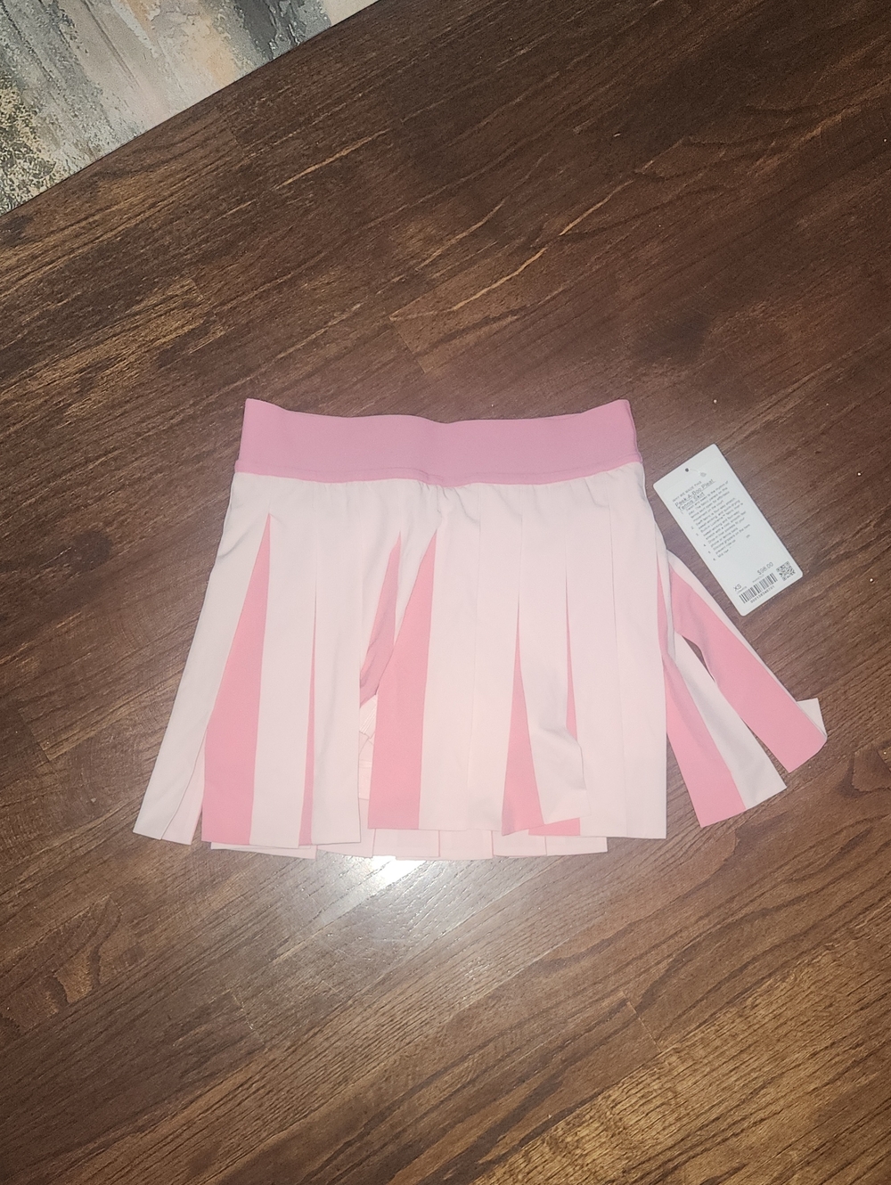 Lululemon Peek-A-Boo Pleat Tennis Skirt